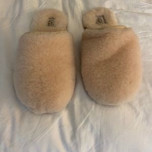 UGG slippers **nwot**